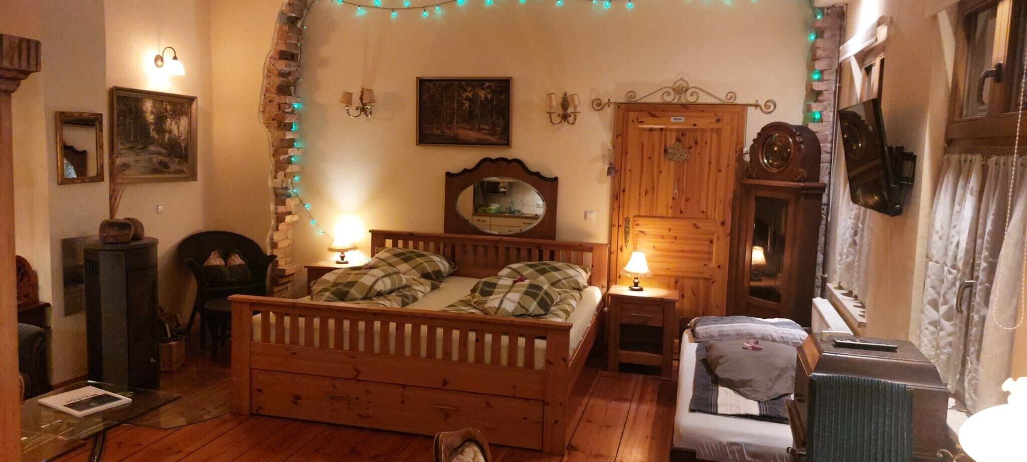 1 bedroom, WiFi, bed sheets