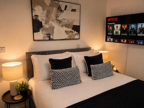 Free WiFi, bed sheets