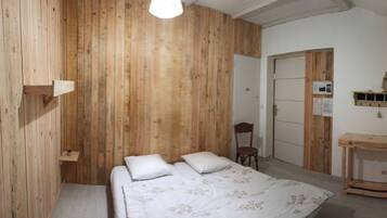 Comfort Double Room | Bathroom | Hair dryer