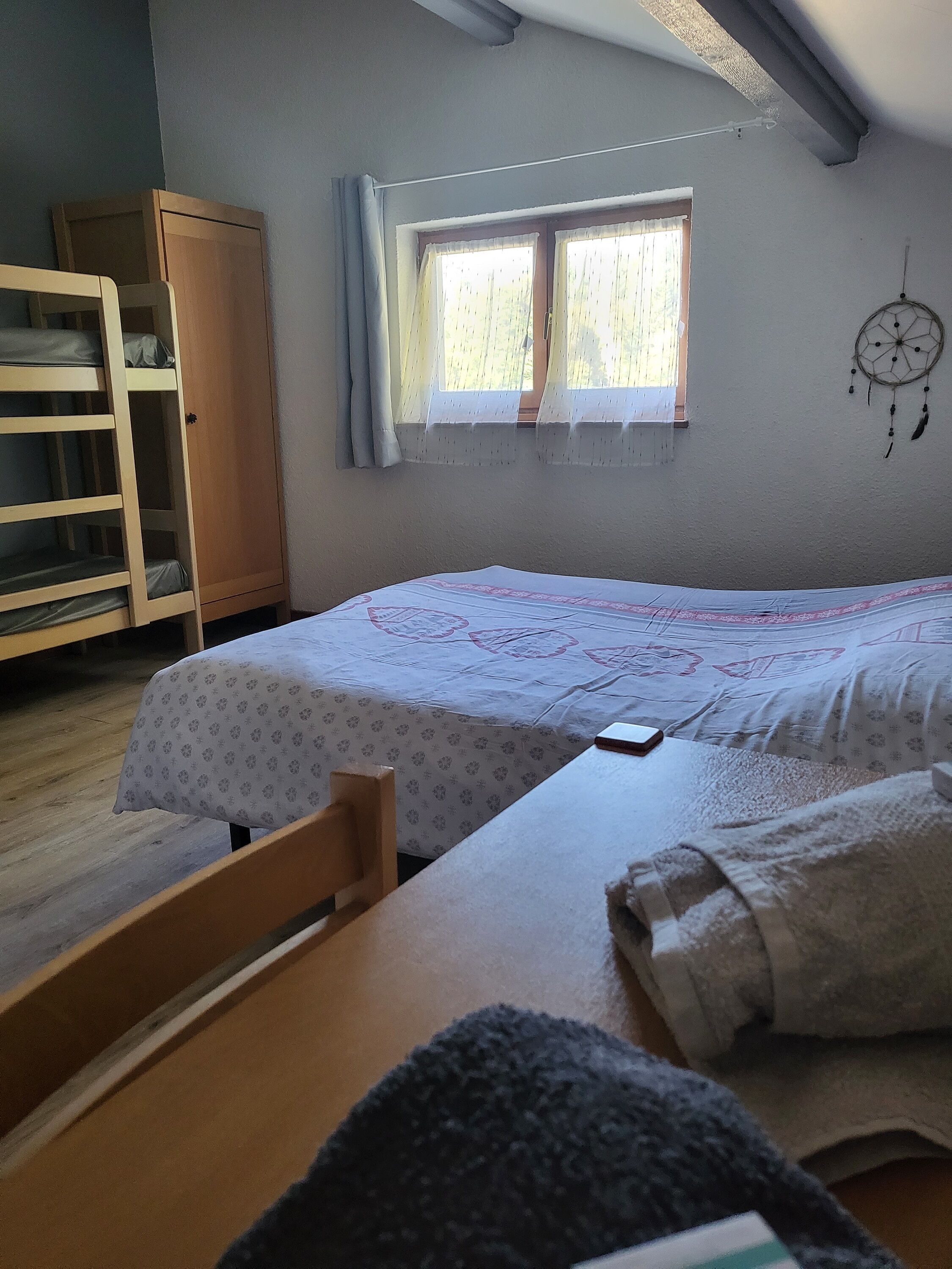 Kamar Double Klasik, Beberapa Tempat Tidur, Bebas Asap Rokok, pemandangan gunung