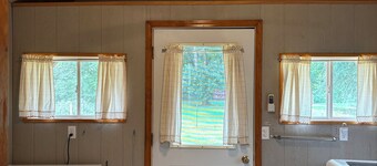 3-bed historical lake home on trophy fishing Thornapple Lake Nashville MI
