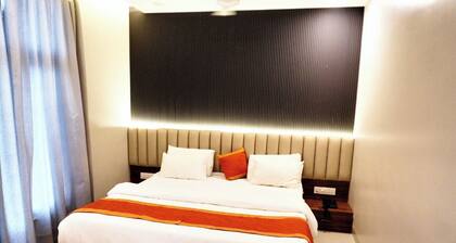 Radhakrishna Executive Lodge