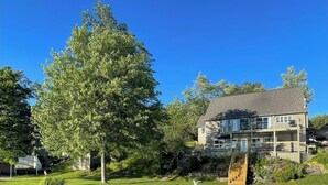 Exterior - Beautiful lakefront home on beautiful Crooked Lake (Angola)