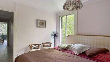 2 Schlafzimmer, Bügeleisen/Bügelbrett, WLAN, Bettwäsche