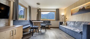 1015A Valdussa Panoramic Apartment
