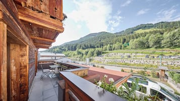 Family Apartment, 2 Bedrooms, Balcony, Mountain View | Balcony