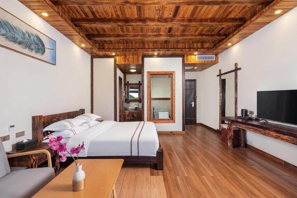 Superior-Doppelzimmer, Balkon, Bergblick | Verdunkelungsvorhänge, schallisolierte Zimmer, kostenloses WLAN