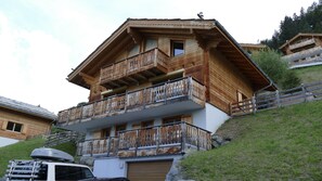 Exterior - Superb 5-bedroom chalet in delightful Les Collons for your getaway (Vex)