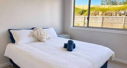 No.20 3B Pimpama Home