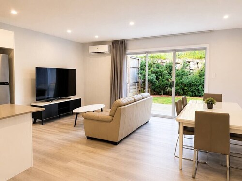 No.20 3B Pimpama Home