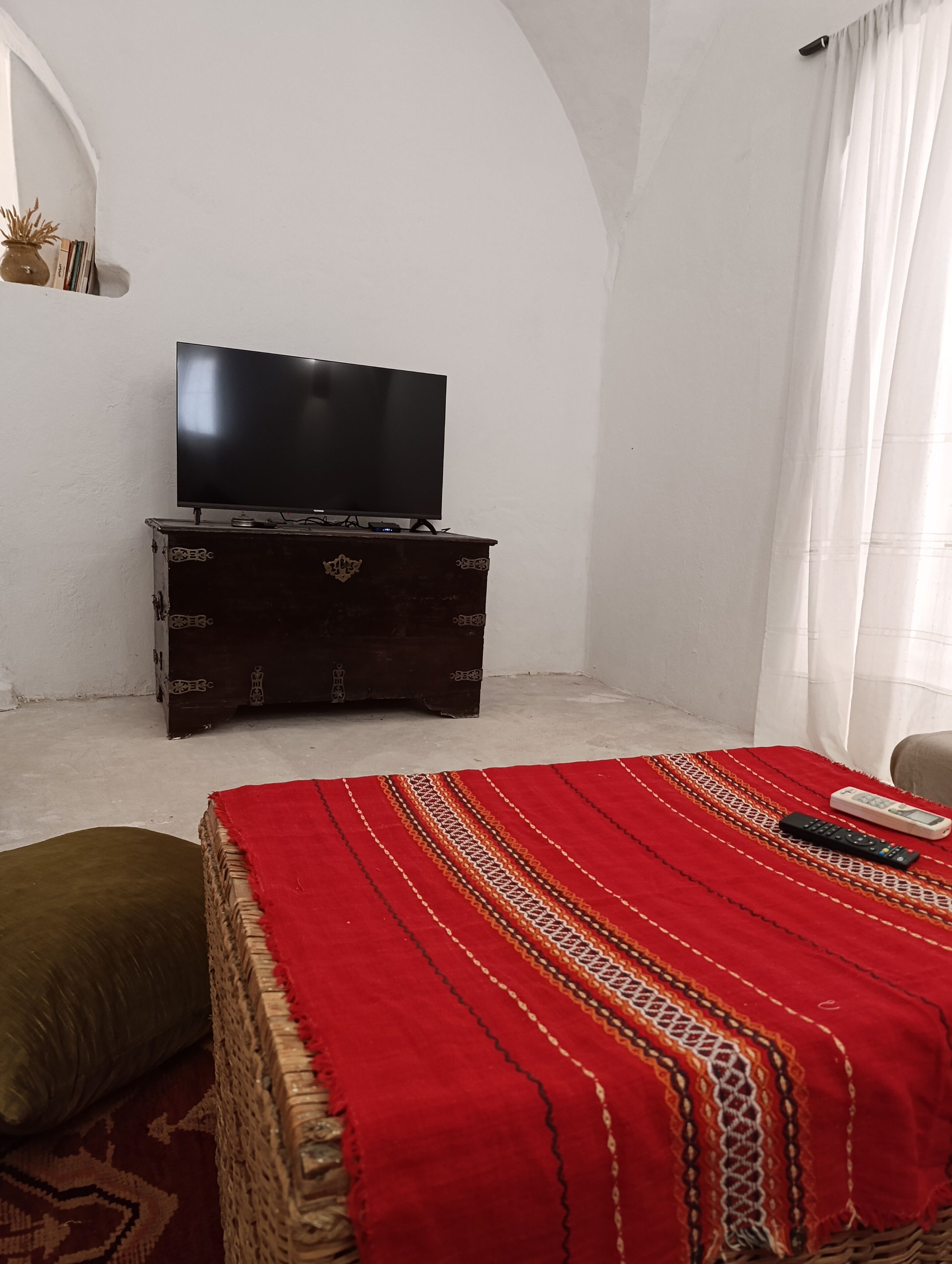 4 habitaciones, tabla de planchar con plancha y wifi gratis 