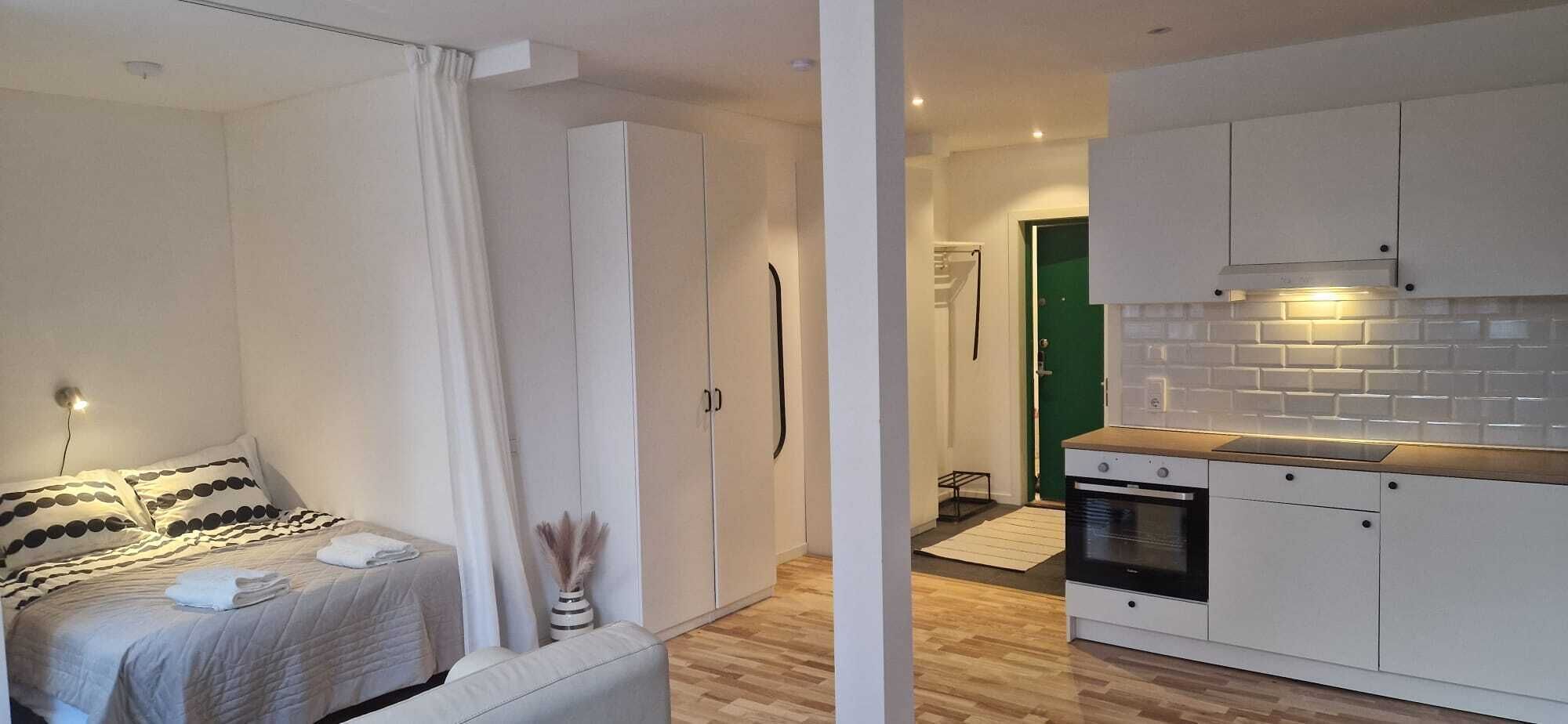 Iron/ironing board, WiFi (free), bed sheets