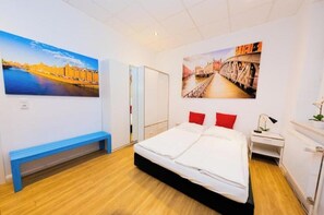 Room - Vrbo Property (Hamburg)