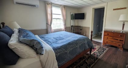 Doveberry Inn