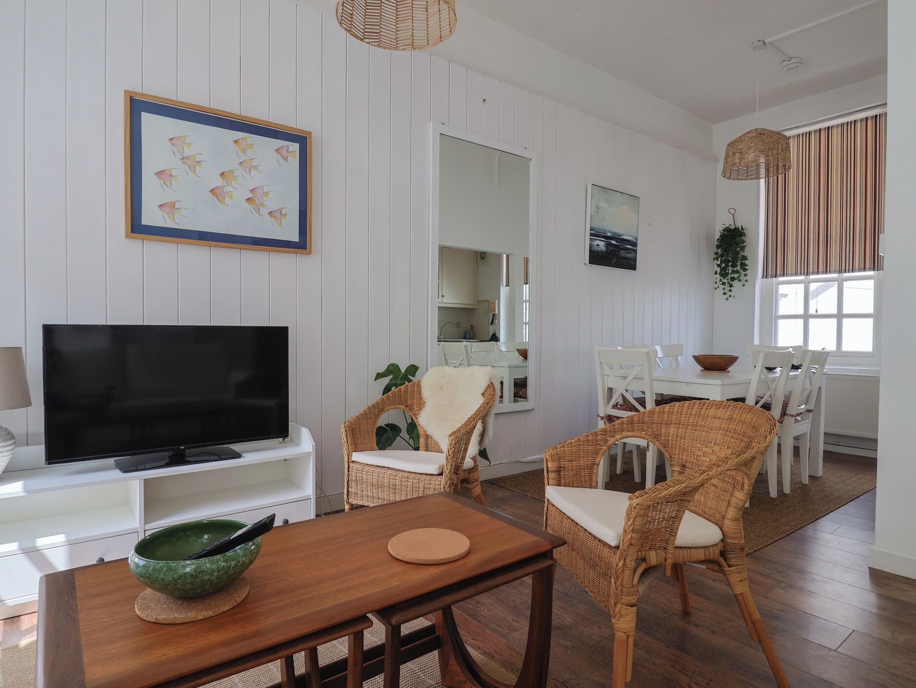 Cottage | Dining