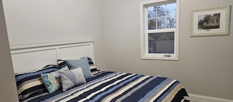 The Last Lake Stop- 2Bedroom Home
