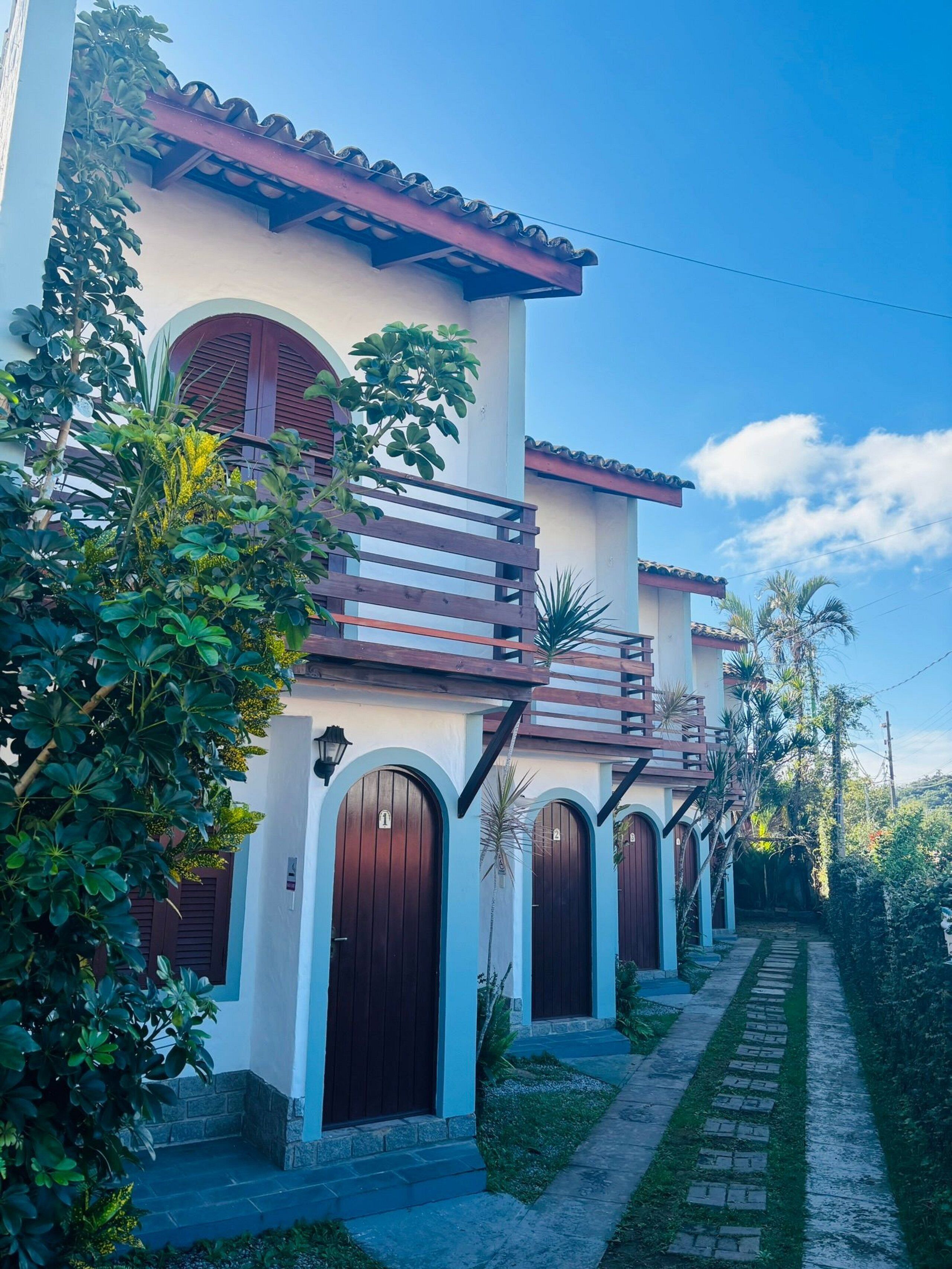 Basic Chalet | Exterior