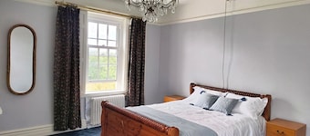 Bardon Hill Manor