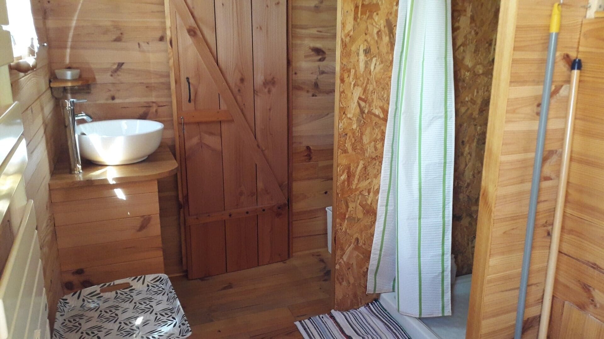 Een douche, een haardroger