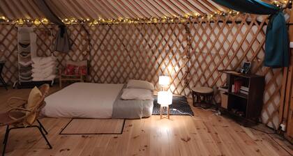 Rosane Yurt 4 Seasons - 60m², Mountain View, Private Terrace & Garden