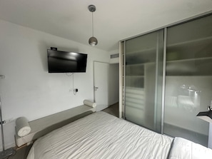 Classic Apartment, City View | Free WiFi - Departamento en Microcentro (Buenos Aires)