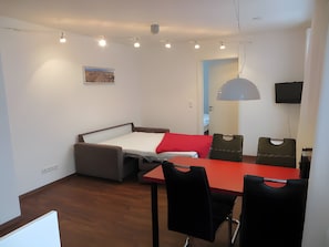 Bügeleisen/Bügelbrett, WLAN, Bettwäsche