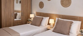 Deluxe 2-Bedroom Apartment
