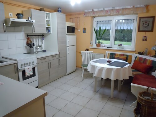 Gîte rural à la lisière de la forêt avec terrasse privée, jardin et Wi-Fi