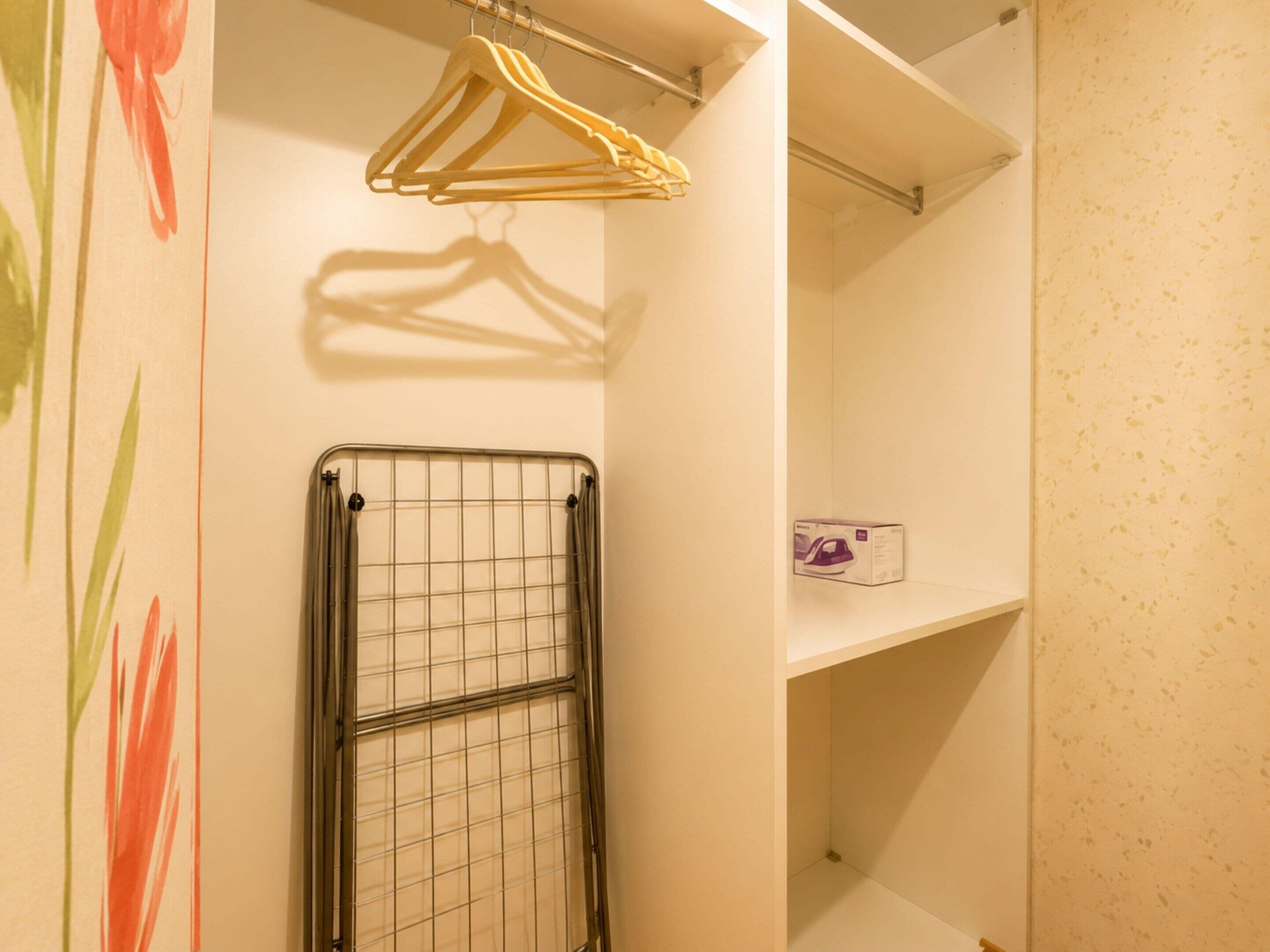 Apartment | 2 bedrooms, iron/ironing board, individually furnished