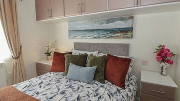 2 bedrooms, free WiFi, individually decorated, individually furnished