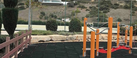 Appartement, 2 chambres, accessible aux personnes à mobilité réduite, balcon | Espace pour enfants