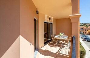 Balcony - Luxurious 2-bedroom Apartment in Luz, Portugal (Lagos)