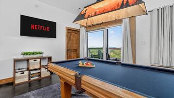 Spielezimmer