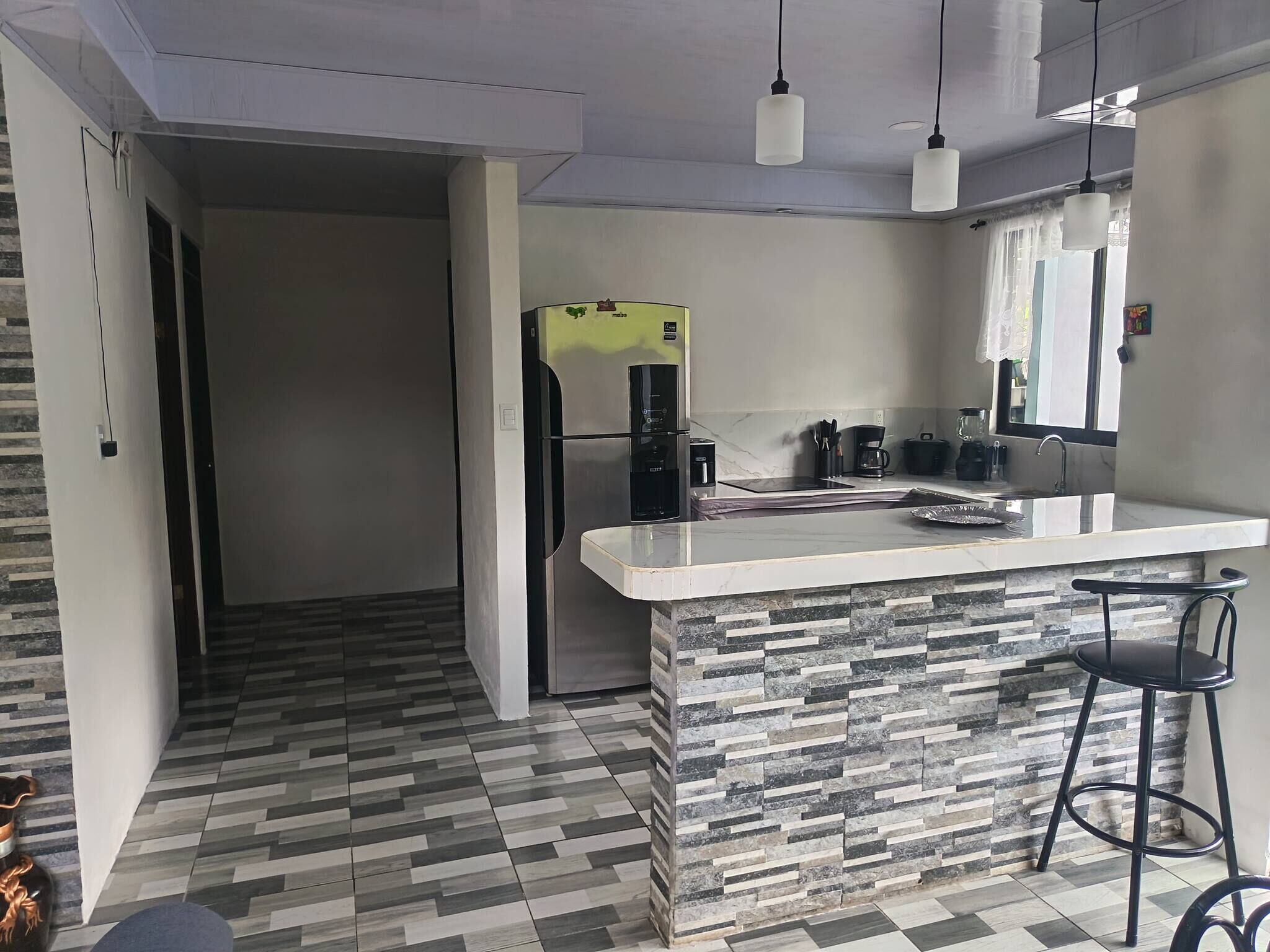 Casa, 3 habitaciones, fumadores, piscina privada | Interior