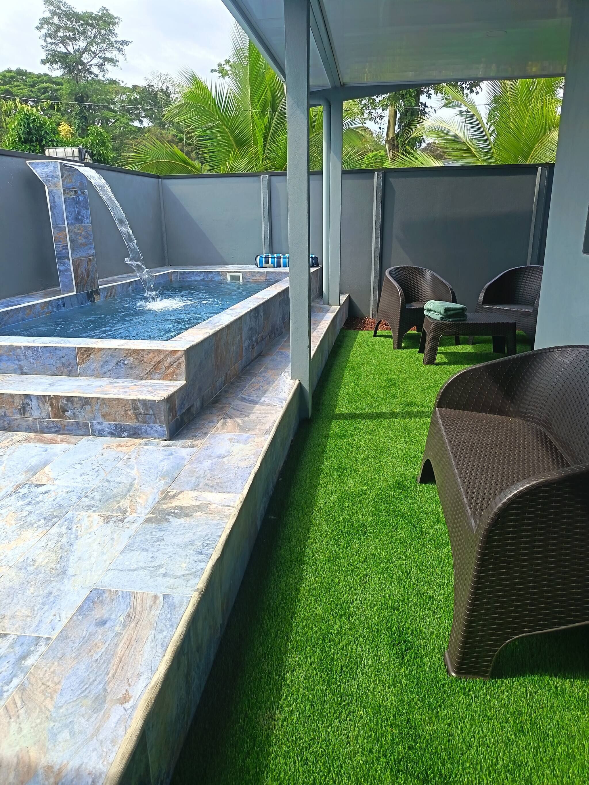 Casa, 3 habitaciones, fumadores, piscina privada | Piscina | Una piscina al aire libre