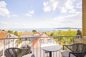 Double or Twin Room, Balcony, Lake View | Outdoor dining - Montello Hotel (Balatonfüred)