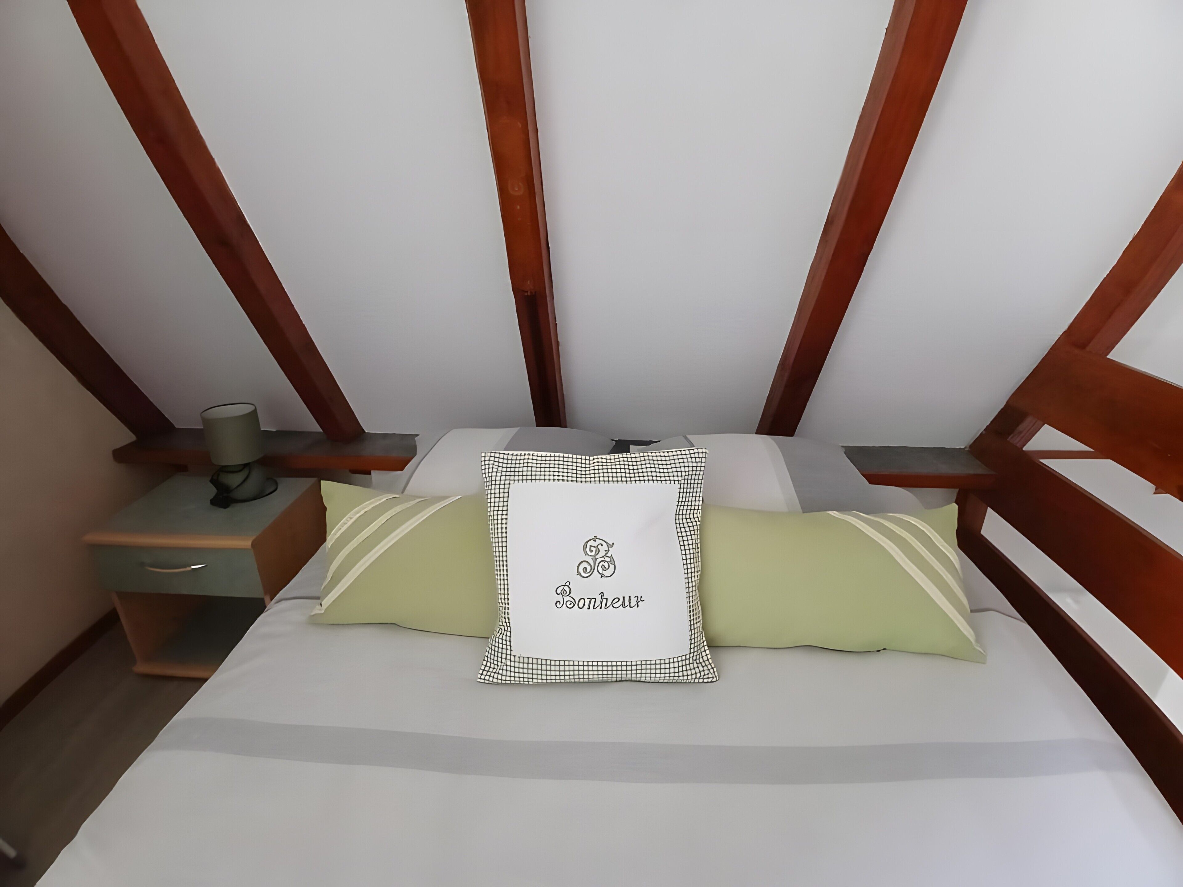 1 bedroom, iron/ironing board, WiFi