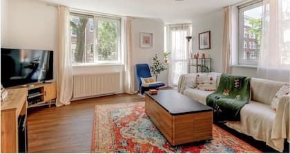 Sunny Flat in Amsterdam East • 10 Minutes to the Center