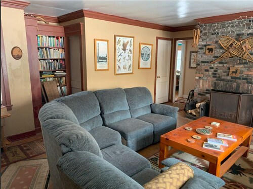 Rustic Ausable Lodge Waterfront
