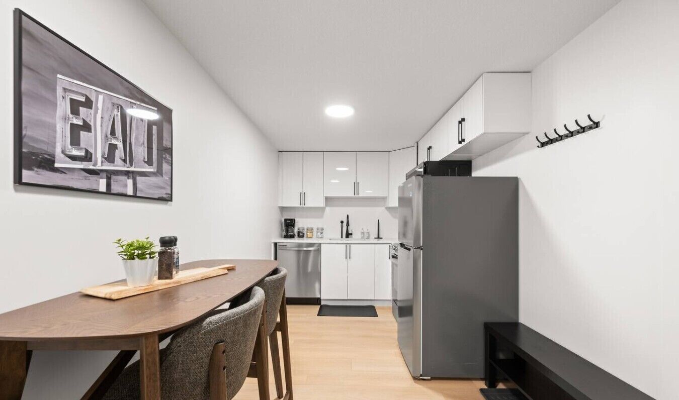 Coffee/tea maker, fridge, stovetop, dishwasher