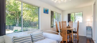 Tamara's Beach House Firepit & Family Escape