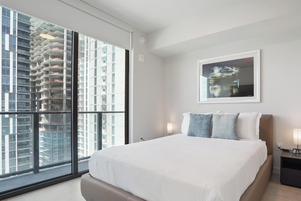 Apartment, Balcony, City View | In-room safe, laptop workspace, iron/ironing board, WiFi (free)