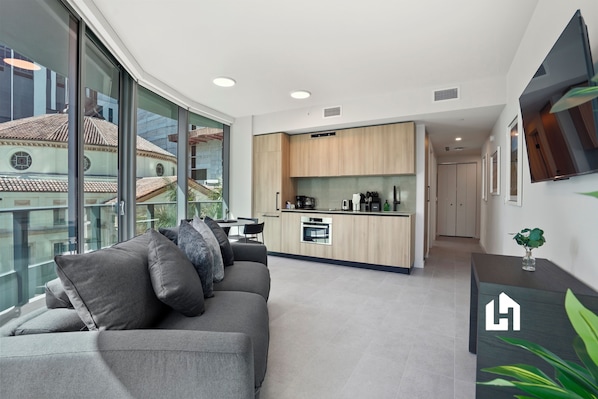 Apartment, Balcony, City View | Living area | Smart TV - 501 First Skyline View Condos (Miami)