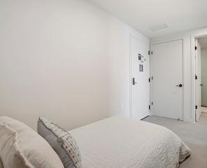Apartment, City View | In-room safe, laptop workspace, iron/ironing board, WiFi (free) - 501 First Skyline View Condos (Miami)
