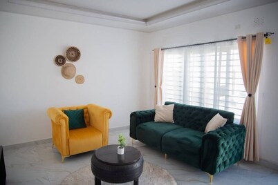 Bonazazi 3 Bedroom Apartments. Stylish, Private and Modern Stay!