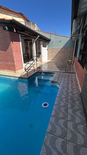 Pool - Vrbo Property (Goiânia)