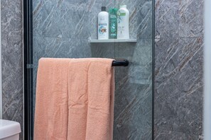 Nicht klassifiziertes Bild, 3 von 17, Schaltfläche