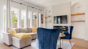 Smart-TV, Kamin