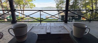Lake Winnipesaukee Waterfront: Boat Slip, Spectacular Views, Weirs Beach