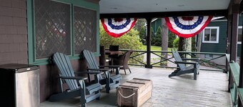 Lake Winnipesaukee Waterfront: Boat Slip, Spectacular Views, Weirs Beach